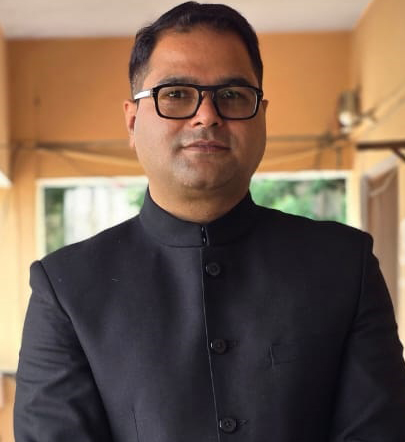 सहायक नगर आयुक्त भारत त्रिपाठी