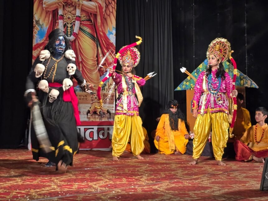 Grand inauguration of the Shri Lakshmi Bhandar Hookah Club's Ramlila; enactment of episodes ranging from the birth of Lord Ram to the worship of Goddess Gauri.